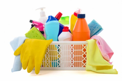 Professional steam carpet cleaning for a local NW5 home interior
